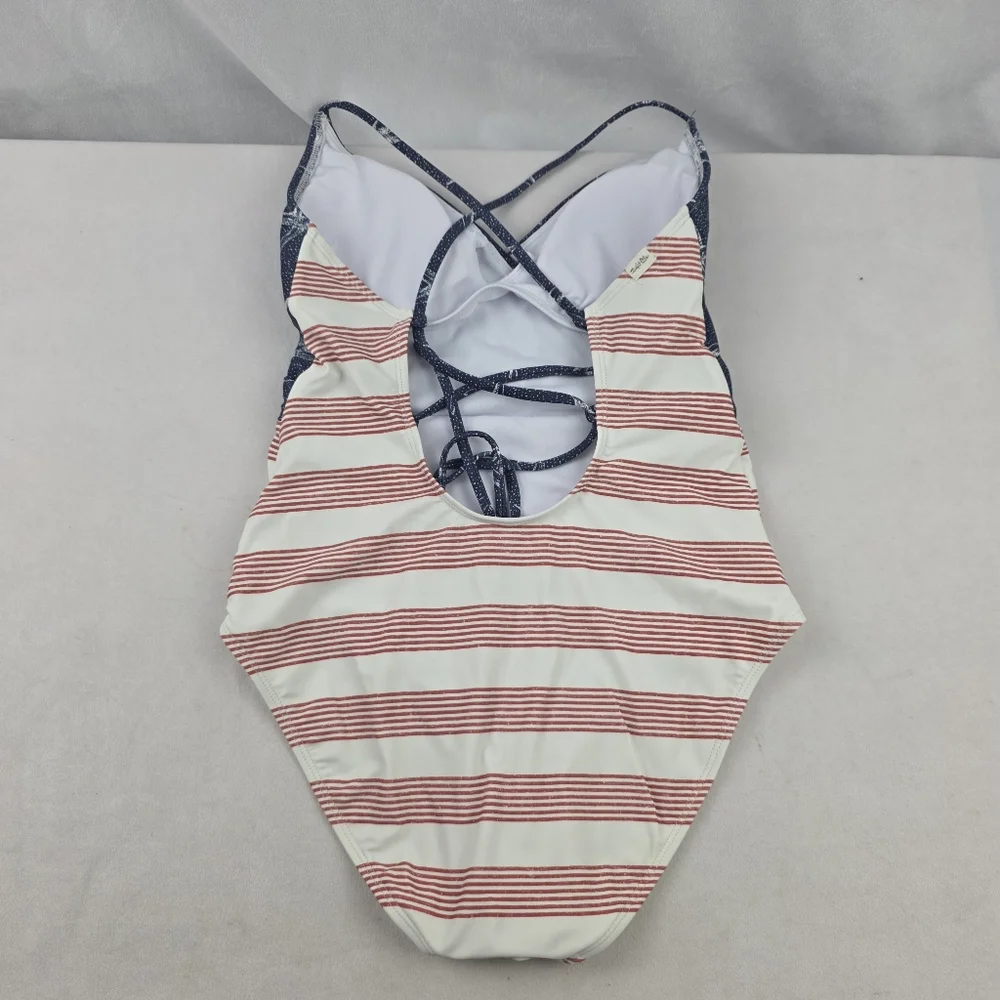 Salt Life Stars & Stripes Patterned Blue and Red Striped Swimsuit Size‎ Med